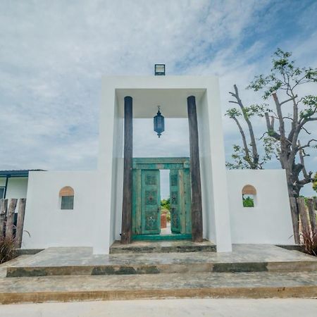 Mae On Village Resort Roi Et Buitenkant foto