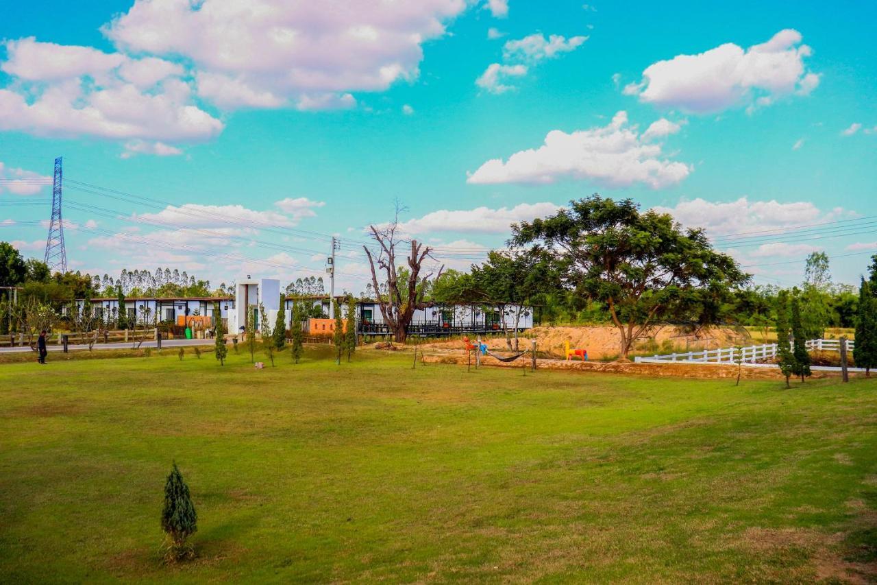 Mae On Village Resort Roi Et Buitenkant foto