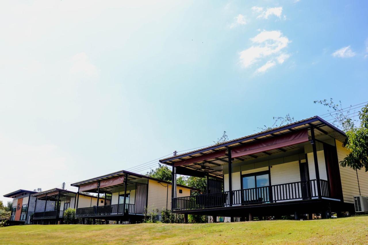 Mae On Village Resort Roi Et Buitenkant foto