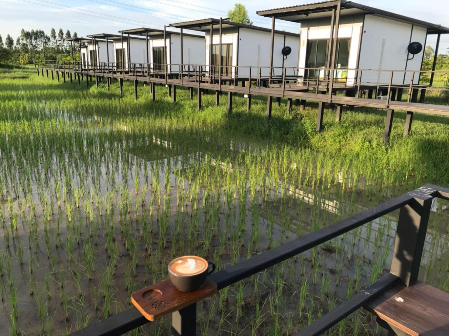 Mae On Village Resort Roi Et Buitenkant foto
