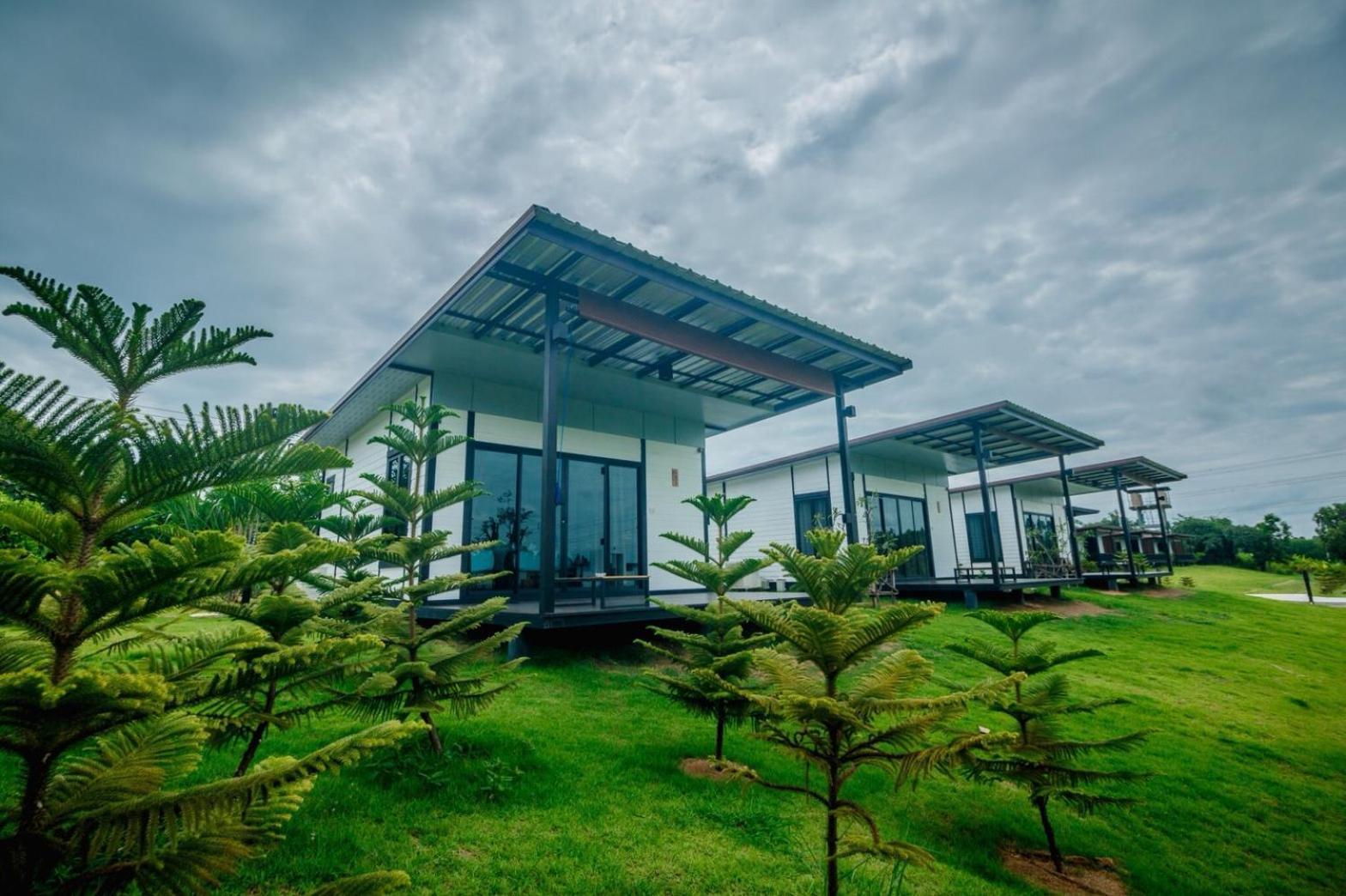 Mae On Village Resort Roi Et Buitenkant foto